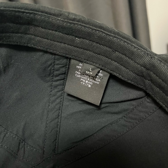 BALENCIAGA HOTELS AND RESORTS HAT - Picture 3 of 3